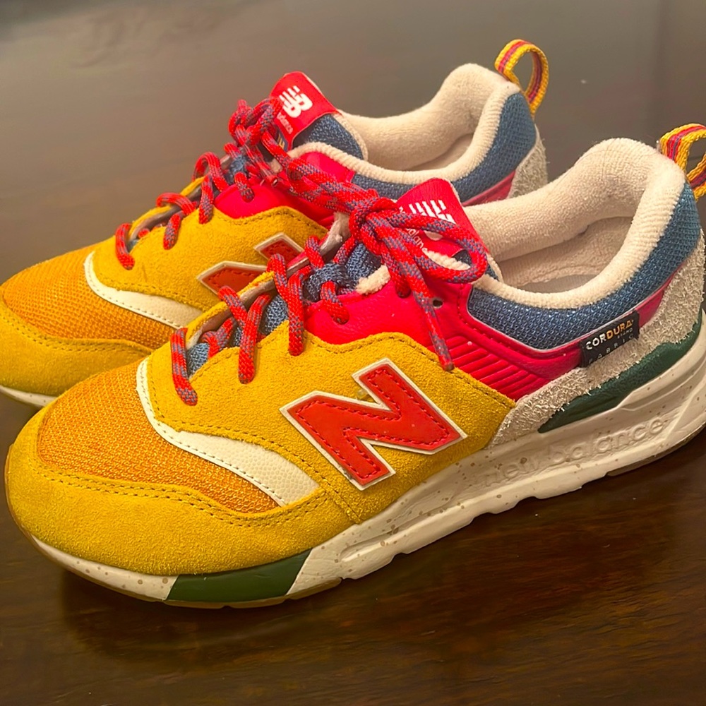 Excellent condition- worn 2x